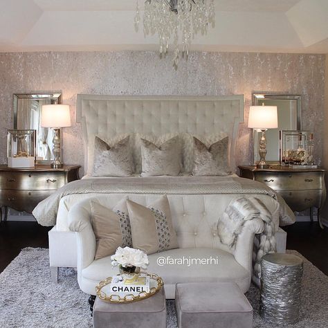 Champagne Bedroom, Silver Bedroom, House Makeovers, Bedroom Updates, Gorgeous Bedrooms, Inspire Me Home Decor, Master Bedrooms Decor, Boho Home, Beautiful Bedrooms