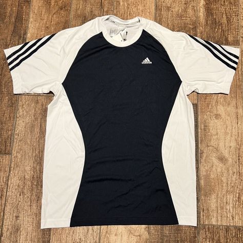 Adidas Climacool Tennis Crew Neck Shirt Sizes Available: Small, Medium, Large And Xl Color: Navy White Condition: New With Tags Measurements Small Pit To Pit: 21 In Length: 27.5 In Medium Pit To Pit: 22 In Length: 29 In Large Pit To Pit: 23.5 In Length: 31 In Extra Large Pit To Pit: 24.5in Length: 31 In Cheap Sportswear T-shirt With Three Stripes, Cheap Three Stripes Sportswear T-shirt, Soccer Clothes Adidas, Athletics T Shirts, Adidas Football Shirts, Ig Poses, Pants Outfit Men, Adidas Climacool, Mens Athletic Wear