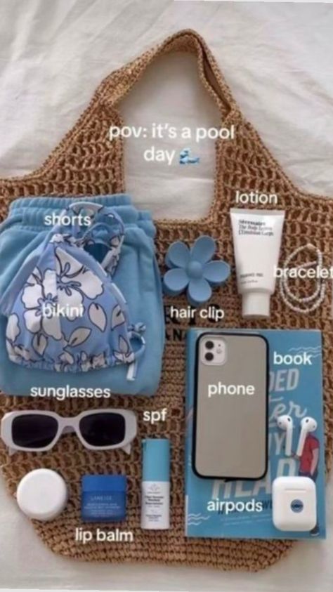 pls like and follow 🥺❤️🌹 Pool Bag Essentials, Summer Bag Essentials, Everyday Bag Essentials, Beach Bag Essentials, Pool Essentials, School Bag Essentials, Travel Bag Essentials, Inside My Bag, Beach Packing