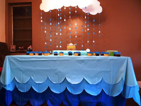 1000+ ideas about Noahs Ark Theme on Pinterest | Noahs ark party ... Noahs Ark Party, Noahs Ark Theme, Noahs Ark Baby Shower, Bebe Shower, Boy Baby Shower Ideas, Twin Shower, Baby Boy Baptism, Trendy Baby Shower Ideas, Party Table Cloth