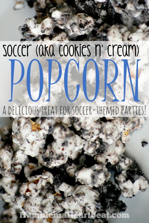 Cookies n' Cream Popcorn is the perfect snack for a soccer-themed party! Soccer Treats, Team Argentina, Soccer Snacks, Sports Snacks, Team Snacks, Soccer Birthday Parties, Popcorn Treats, Soccer Birthday, Soccer Party