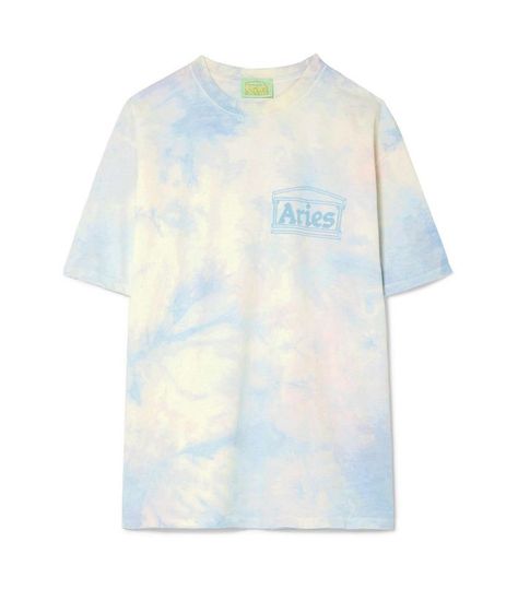 Casual Tie Dye Printed T-shirt, Cotton Tie-dye T-shirt With Graphic Print, Tie Dye Graphic Print T-shirt For Streetwear, Tie Dye Washed T-shirt For Streetwear, Hot Pink Pumps, Streetwear Washed Tie-dye T-shirt, Neutral Shirt, Stylish Street Style, T Shirt Logo Design