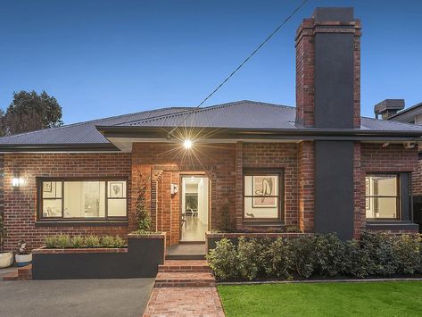 A RESIDENT builder from The Block is selling his own renovated home in Bentleigh and moving on to building Flemington’s famous Birdcage marquees. Monument Roof, Clinker Brick House, Orange Brick Houses, Red Brick Exteriors, Brick House Designs, Renovation Exterior, Clinker Brick, Orange Brick, Home Exterior Makeover