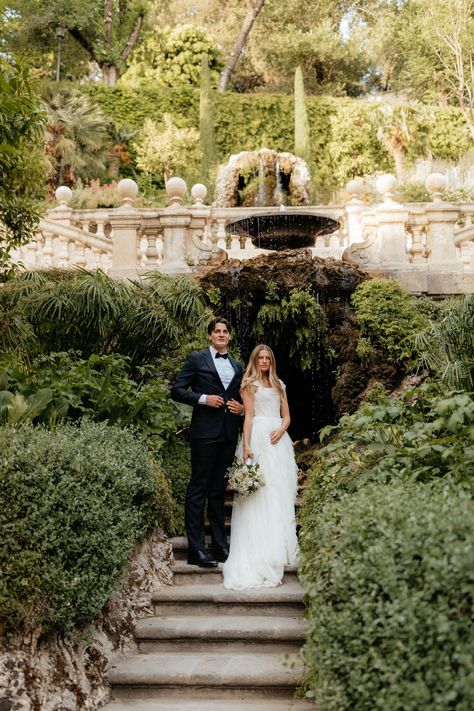 Wedding In Rome Italy, Rome Wedding Venue Italy, Rome Italy Wedding, Wedding Photography Italy, Italy Elopement Photography, Rome Wedding Photos, Elopement Italy, Lunch Photo, Italian Elopement