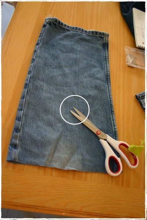 4 Old Jeans Ideas | DIY Denim Bags and Wallet | Compilation | Bag Tutorial | Upcycle Craft #jeansbagdiy #jeansbagdiyfreepattern #jeansbagdiyhowtomake Bags Out Of Old Jeans, How To Make Denim Bags From Old Jeans, Jean Purses Ideas Recycled Denim, Denim Purses And Bags Old Jeans, Denim Crafts Upcycling, Denim Purse Diy, Handmade Bags Diy Old Jeans, Diy Denim Bags, Old Jeans Ideas