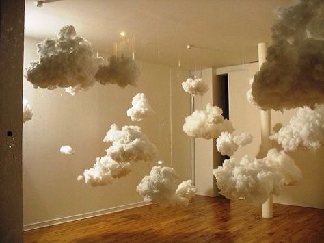 Fake clouds براد بيت, Hanging Clouds, Paper Lanterns Diy, Hemma Diy, Diy Casa, Décor Diy, Paper Lanterns, Handmade Home Decor, Handmade Home