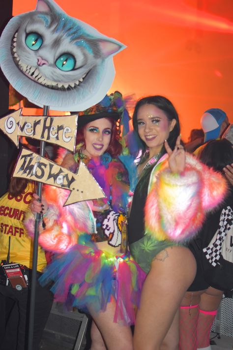 I love this totem! And check out the colorful makeup on the doll on the left!  Totem Tuesday Beyond Wonderland, 2018 #ravetotem #totem Totem Poles Rave Music Festivals, Doof Sticks, Rave Totem Ideas, Rave Totems, Rave Totem, Festival Totem, Totem Ideas, Wonderland Makeup, Beyond Wonderland