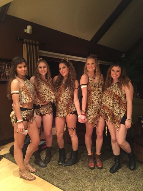 Cave women halloween. Group costume Jungle Costumes, Jungle Themed Costumes, Cavegirl Costume, Jungle Costume, Caveman Costume, Women Template, Women Party Ideas, Themed Costumes, Party Dress Codes