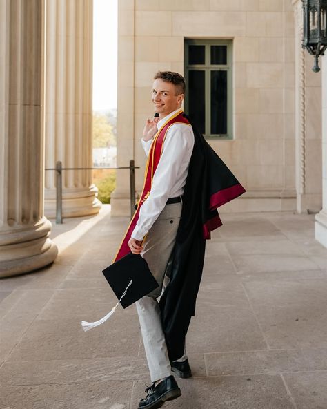 congrats to all the iconic UMN grads who had their commencement ceremonies over the past week!! so happy you all got to finally walk across a stage for your graduation 🎓🍾🥂 but we’re gonna keep the party going over here bc BOY OH BOY do i have more grads to share (exhibit a. sam mims bc look at him !!!) #graduationpictures #umn #gradpics #mnseniorphotographer #minneapolisphotographer Mens Cap And Gown Pictures, Graduation Shoot Ideas Men, Grad Photoshoot Guys, Graduation Photos Guys, Boy College Graduation Pictures, Boy Graduation Photoshoot, Male Graduation Pictures Posing Ideas, Men Graduation Pictures Posing Ideas, Photoshoot Graduation Ideas