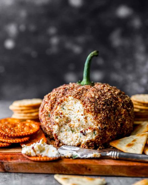 Cheese Ball Tray Ideas, Fall Cheese Ball Ideas, Cheese Ball Shaped Like A Pumpkin, Boursin Pumpkin Cheese Ball, Halloween Cheese Dip, Spooky Cheese Ball, Halloween Cheese Ball Recipes, Dessert Cheeseball Recipes, Spider Cheese Ball