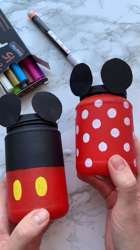 Artistro Stone Painting Complete Guide [Video] [Video] | Disney diy crafts, Diy bottle crafts, Diy jar crafts Jar Painting, Kerajinan Diy, Disney Diy Crafts, Painting Creative, Seni Dan Kraf, Diy Jar Crafts, Diy Snowman, Wine Bottle Diy Crafts, Diy Bottle Crafts