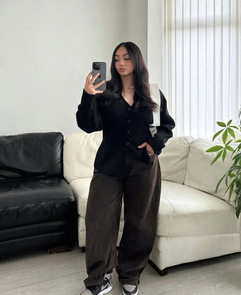 Study Outfit Comfy, Study Outfit, Women Streetwear, Streetwear Fashion Women, Streetwear Outfits, Unique Fashion, I Dress, Streetwear Fashion, Work Outfit