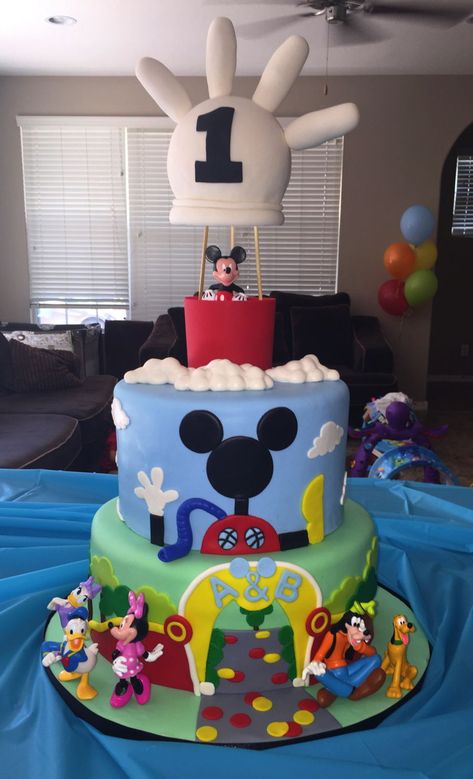 Mickey Mouse Clubhouse Cake Ideas, Mickey And Friends Cake, Mickey Mouse Clubhouse Decorations, Pool Party Birthday Cake, Mickey Mouse Cakes, Mickey Mouse Cake Decorations, Birthday Cake Mickey Mouse, Mickey Mouse Clubhouse Birthday Cake, Cake Mickey Mouse