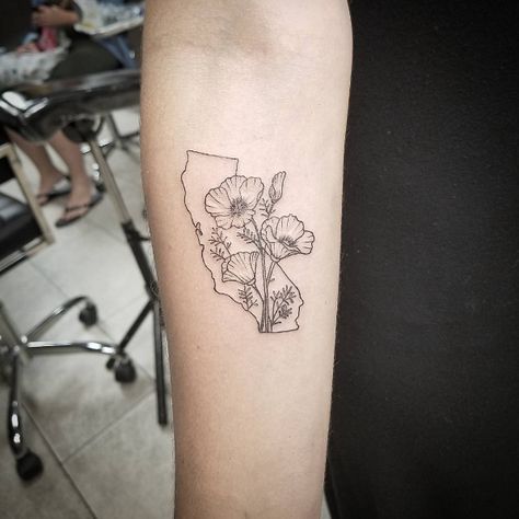 Oregon Tattoo For Women, North Carolina Tattoo Ideas, Virginia Tattoo Ideas, California Tattoo Ideas, Cali Tattoo, Papa Tattoo, Tat Inspiration, State Tattoos, California Tattoo