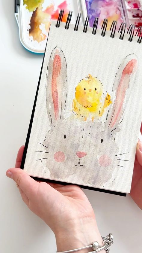 The painting process of a little chick and bunny using watercolor and a sponge technique. Another watercolor idea for Easter 🐰🐣🥰🎨… | Instagram Valentinesday Craft, Magic Watercolor, Egg Watercolor, Easter Watercolor, Loose Watercolor Paintings, Bunny Watercolor, Paintings Tutorials, Sponge Painting, Watercolor Video