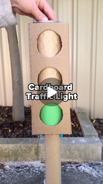 Makedo Cardboard Projects, Traffic Light Crafts For Kids, Diy Traffic Light, Diy Cardboard Toys, Cardboard Play, Cardboard Creations, Cardboard Rolls, Cardboard Crafts Diy, Toddler Playroom