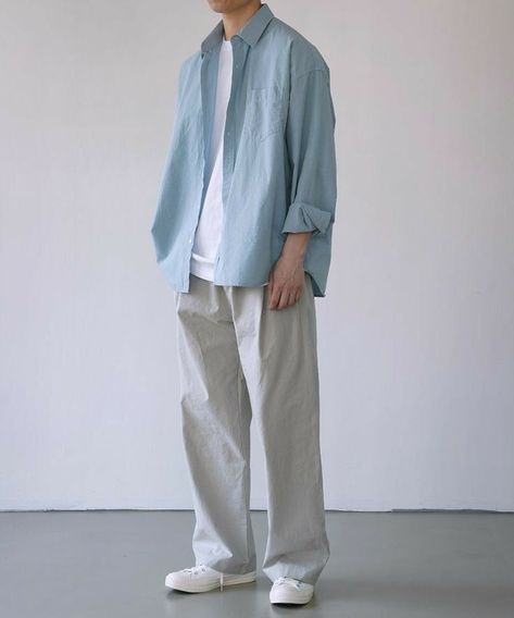 Ootd Cowok Casual, Korean Outfits Men, Japanese Street Fashion Men, Japanese Minimalist Fashion, Kpop Fashion Men, Minimalist Fashion Men, Trendy Boy Outfits, Street Style Outfits Men, Guys Clothing Styles