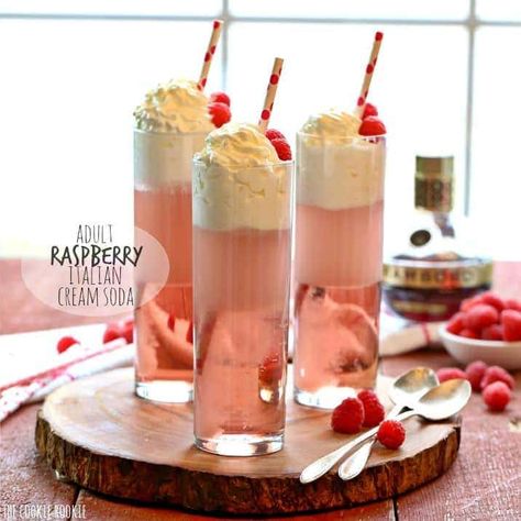 Adult Raspberry Italian Cream Soda made with Chambord! So fun and delicious, perfect cocktail for Valentine's Day! | The Cookie Rookie Speciality Drinks, Italian Cream Soda, Soda Italiana, The Cookie Rookie, Italian Cream, Cookie Rookie, Italian Soda, Raspberry Liqueur, Soda Recipe