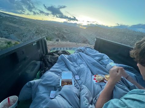 Truck bed date