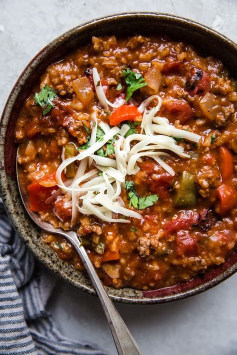 Attention fans of stuffed bell peppers! Meet stuffed pepper soup! Loaded with ground beef, bell peppers, tomatoes and topped with cheese, it’s a hearty, easy riff on one of our favorite dinners. Healthier Dinners, Soup Sunday, Bell Pepper Soup, Stuffed Peppers Beef, Easy Stuffed Peppers, Food Beef, The Modern Proper, Modern Proper, Stuffed Pepper