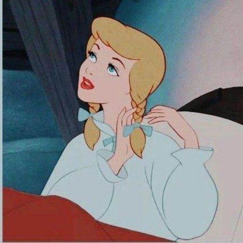 Disney Princesses Aesthetic, Princesses Aesthetic, Cinderella Cartoon, Cinderella Aesthetic, Cinderella Characters, Aesthetic Disney, Disney Icons, Disney Princess Cinderella, Cinderella Disney