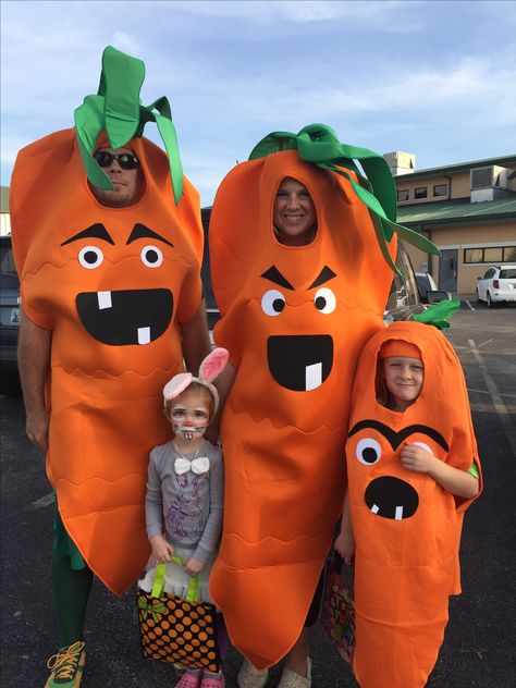 Creepy Carrots Teacher Costume, Creepy Carrots Costume, Diy Carrot Costume, Carrot Costume, Starbucks Halloween Costume, Storybook Costumes, Creepy Carrots, Finding Nemo Costume, Orange Costume