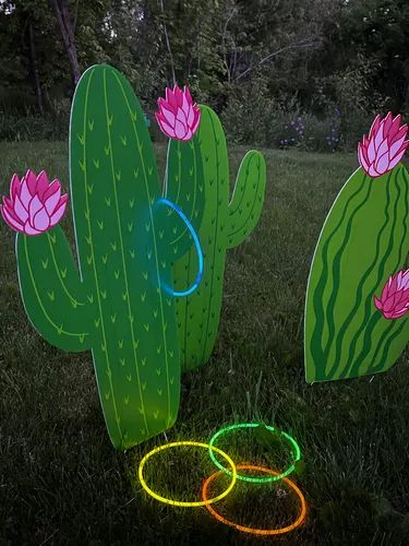 Cactus Ring Toss, Cactus Fiesta Party, Cactus Decor Diy, Diy Cactus Party Decorations, Fiesta Games For Kids, Cactus Birthday Party Ideas, Southwest Party Decor, Desert Party Decor, Fiesta Decorations Ideas