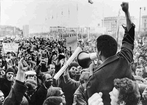 SFSU's student protest from 1968-1969 is the longest student protest in US history. Freshman English, San Francisco State University, Student Protest, Code Switching, Story Of The World, Civil Rights Movement, State College, Asian American, Third World