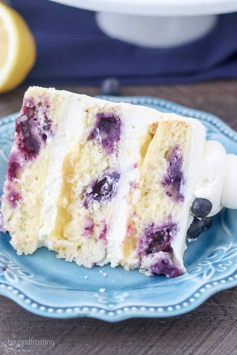 Blueberry Mascarpone, Blueberry Lemon Cake Recipe, Easy Layer Cake, Lemon Mascarpone, Mascarpone Cake, Lemon Blueberry Cake, Moist Lemon Cake, Blueberry Cake Recipes, Lemon Cream Cheese Frosting