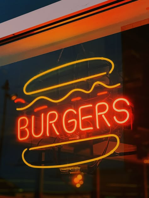 Burger Stall, Neon Burger, Small Shop Design, Resturant Design, Burger Shop, Neon Rope, Burger Places, Shop Signage, Neon Box