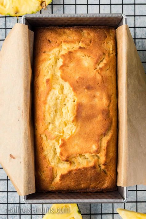 Pine Apple Recipes, Pineapple Loaf Bread, Pineapple Coconut Loaf, Fresh Pineapple Bread, Crushed Pineapple Recipes, Pineapple Loaf Cake, Pineapple Loaf, Pineapple Bread Recipe, Pineapple Quick Bread