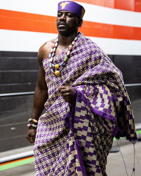 @owu3.0 pays homage to his home country with all-star Kente cloth Ghanaian ensembles that exude regality, royalty, and undeniable style. 🇬🇭🧡⁠ ⁠ 📷️: @owu3.0 African Life, Black Royalty, Ghanaian Fashion, Kente Cloth, African Men Fashion, African Men, Black Men Fashion, African Hairstyles, African Print