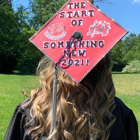 Graduation Caps Hsm, Grad Cap Ideas Hsm, Graduation Cap Designs Hannah Montana, High School Musical Cap Ideas, Highschool Musical Graduation Cap, Graduation Cap Designs High School Musical, High School Musical Grad Cap, Hannah Montana Grad Cap, One Direction Graduation Cap Ideas