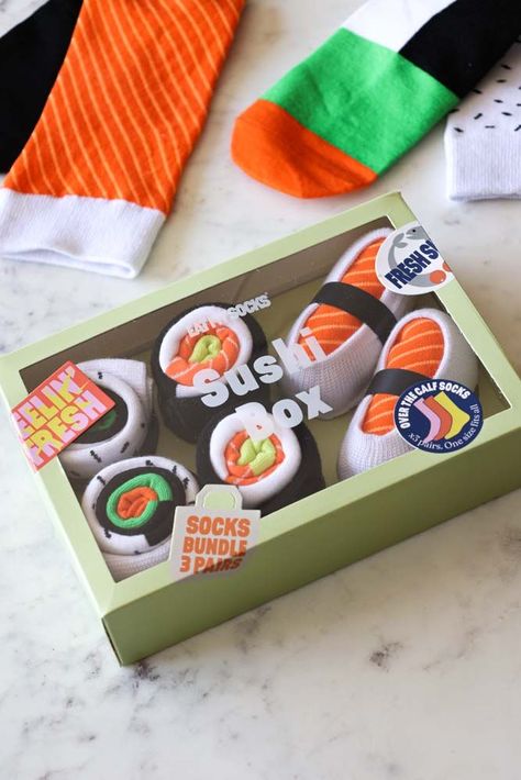 Sushi Box Set Of 3 Socks Sushi Box Design, Socks Packaging Ideas, Dm Inspiration, Plastic Packaging Design, Packing Idea, Sushi Socks, Sushi Box, Clever Packaging, Socks Aesthetic