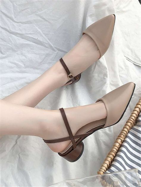 Sepatu Pump, Lady Slipper, Summer Pumps, Look Legging, Womens Low Heels, Luxury Office, Spring Sandals, Girly Shoes, Elegant Shoes