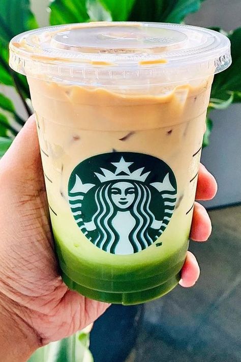 Matcha Espresso, Starbucks Matcha, Matcha Drink, How To Order Starbucks, Starbucks Lovers, Unsweetened Coconut Milk, Iced Matcha, Espresso Drinks, Matcha Powder