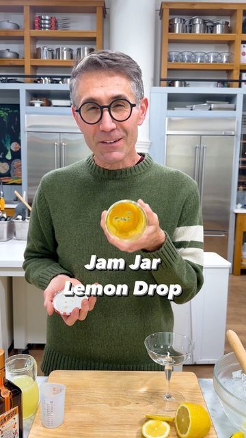 Christopher Kimball’s Milk Street on Instagram: "Welcome to the jam jar cocktail, which harnesses the potential of a nearly-empty jar of jam to create a shockingly elegant cocktail. Here’s the Jam Jar Lemon Drop, courtesy of our editorial director (and cocktail aficionado) @jm_hirsch: Start with one nearly empty jar lemon curd (1-2 tbs lemon curd remaining). Add: 2 1/2 oz vodka 1/4 to 1/2 oz orange liqueur 1/4 oz lemon juice Pinch kosher salt 2 scoops ice Shake vigorously. Add an optional touch of agave or simple syrup to taste. Strain into a coupe using the lid of the jam jar. Enjoy! Get the recipe for the Jam Jar Lemon Drop via the link in our profile → @177milkstreet #milkstreet #milkstreetrecipes #cocktails #cocktailrecipes #jamcocktails #cocktailoftheday #jamjarcocktails" Freezer Door Cocktail Recipes, 2024 Cocktails, Jar Of Jam, Milk Street, Orange Liqueur, Empty Jar, The Jam, Jam Jar, Lemon Drop