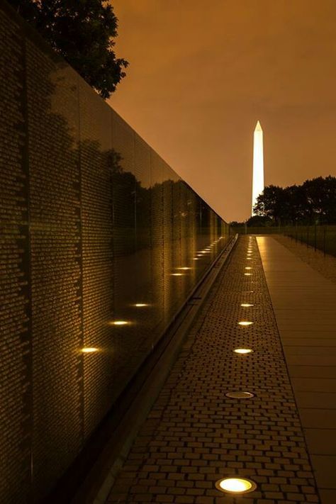 Vietnam Veterans Memorial, Washington, D.C. - One wall points toward the Washington Monument, the other in the direction of the Lincoln Memorial, meeting at an angle of 125° 12′. Vietnam Memorial, Dc Travel, Vietnam Veterans Memorial, Washington Monument, Veterans Memorial, Military Heroes, Happy Memorial Day, Vietnam Veterans, Memorial Day