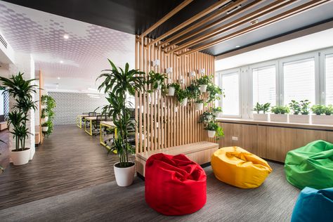 Startup Office Design, Office Revamp, Bureau Open Space, Open Office Design, Coworking Space Design, Office Design Trends, Startup Office, Interior Kantor, Office Idea