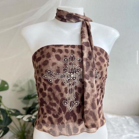 Cute brown Grunge Y2K Leopard Cross tube Top with... - Depop Top With Scarf, Brown Grunge, Leopard Outfits, White Leopard, Grunge Punk, Grunge Y2k, Punk Goth, Y2k Grunge, Fairy Core