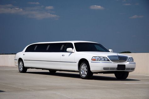 White Limousine, Lincoln Limousine, Prom Car, Wedding Limousine, Wedding Limo Service, Cross County, Wedding Gown Preservation, Limousine Car, Wedding Limo