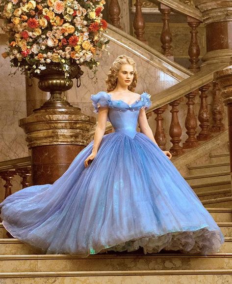 Cinderella 2015 Dress, Cinderella Gown, Cinderella 2015, Wedding Dresses Cinderella, Cinderella Wedding, Disney Princess Dresses, Cinderella Dresses, Kleidung Diy, Iconic Dresses