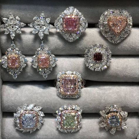 Some new stunning #diamond jewlery from our Hong Kong office. Which is your favorite? Fancy Pink Diamond Ring, Coloured Diamonds, Pink Diamond Ring, Jewelry Designing, Expensive Jewelry Luxury, Ring Styles, Dope Jewelry, Ring Collection, Expensive Jewelry