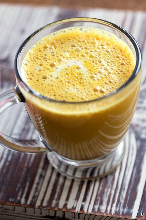 Golden Chai Mix for Turmeric Chai Latte. Golden Milk Mix + Chai Spice is a perfect start to the morning. This mix has no Caffeine, is great for gifting, and use in curries, dals, stews, with veggies. #Vegan #VeganRicha #goldenchaimix #turmericchaimix #goldenmilklatte #Glutenfree #Soyfree #Nutfree #Recipe Vegan Vitamix Recipes, Vegan Beverages, Chai Spice Mix, Golden Milk Latte, Ice Cream Shake, Turmeric Spice, Chai Quotes, Vegan Richa, Winter Cooking