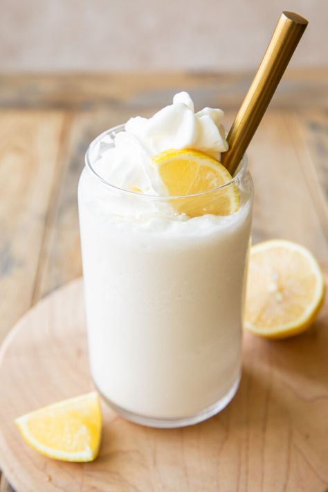 Easy Whipped Frozen Lemonade Recipe - Jar Of Lemons Refreshing Summer Drinks Healthy, Frozen Lemonade Recipe, Whipped Lemonade, Cream Lemonade, Jar Of Lemons, Whipped Coconut Cream, Mango Banana Smoothie, Frosted Lemonade, Brownie Cups