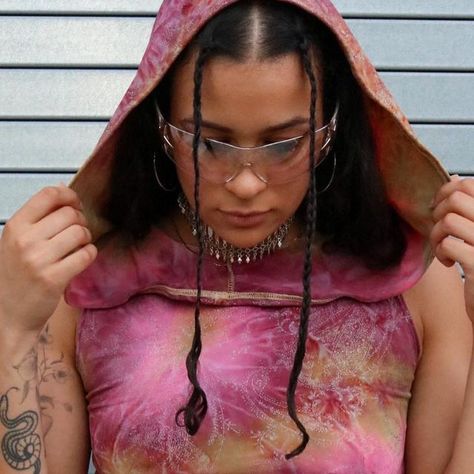 Mi Gente Clothing | Rave Fashion & Festival Outfits on Instagram: "🔮💫🪄💖 SPELLBOUND HOODED DRESS. @cosmickatie Oversized hood, sparkly tie dye, drawstring sides for a perfect fit. We only have a SMALL quantity in this fabric. 🧚🏽‍♀️ Drops October 10th, 7pm ET. ⭐️ Everything will be ready to wear. #festivaloutfit #raveoutfit #raveoutfits #festivalfashion #tiedye #technooutfit #ravestyle #tulumfashion #ibizastyle" Modest Rave Outfits, Tulum Fashion, Techno Outfit, Rave Fits, Rave Style, Fashion Festival, Rave Fashion, Ibiza Fashion, Hooded Dress