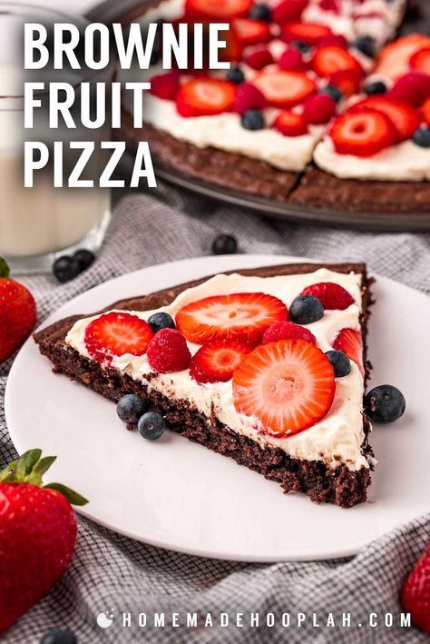 Brownie Fruit Pizza! With a chocolate brownie base and a layer of homemade cream cheese frosting, this brownie fruit pizza is a beautiful dessert with vibrant fruit toppings. | HomemadeHooplah.com Chocolate Fruit Pizza, Brownie Fruit Pizza, Brownie Pizza, Homemade Cream Cheese Frosting, Sweet Pizza, Homemade Cream Cheese, Chocolate Pizza, Fruit Pizza Recipe, Cream Cheese Brownies