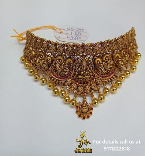 Antique Gold Earrings, Gold Jewels Design, Gold Temple Jewellery, Gold Jewelry Outfits, Choker Necklace Designs, Gold Bangle Set, Choker Designs, Gold Bridal Jewellery Sets, Jewelry Set Design