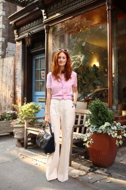 Taylor, NYFW day 5 Fashion Week Style, Taylor Tomasi, Taylor Tomasi Hill, 2011 Fashion, Minimalist Fashion Women, Estilo Chic, Couture Details, Milan Fashion Weeks, Sporty Chic