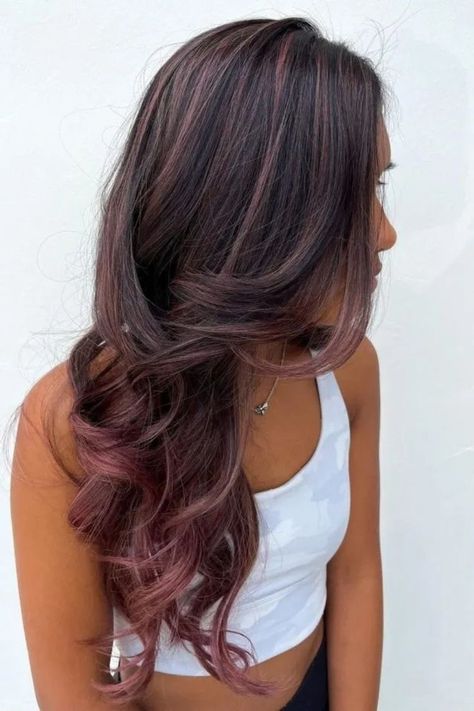 Gold Rose Highlights In Black Hair Black Hair Pink Highlights, Rose Gold Hair Brunette, Pink Hair Highlights, Rose Pink Hair, Pink And Black Hair, Elegant Ponytail, Beige Hair, Dark Brunette Hair, Black Hair With Highlights